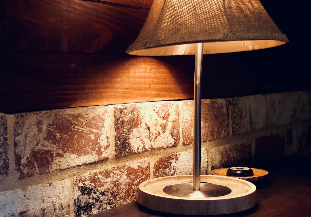 Photo Italian leather-wrapped LED floor lamp